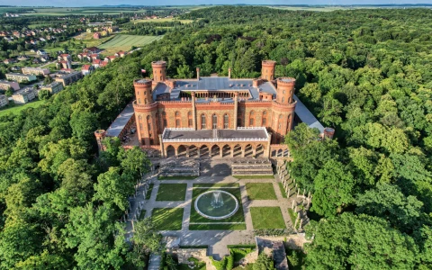 Pałac Marianny Orańskiej w Kamieńcu Ząbkowickim — zdjęcie 2